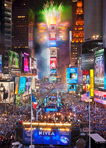 Times Square New Year's Eve_nyconthecheap.com